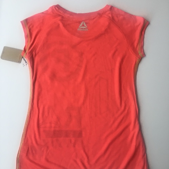 3 For $25 NWT Girl’s L Fitted Reebok Athletic Tee Power Graphic T-shirt - Picture 2 of 2